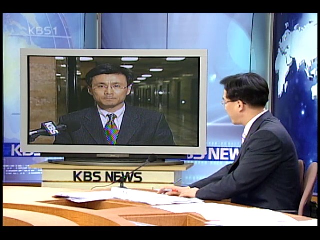 3당 의원들 밤샘 농성 채비 