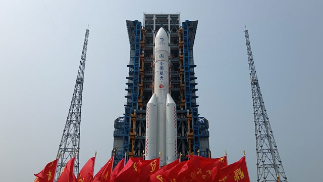 중국 달 탐사선 ‘창어 6호’, <br>세계 최초 달 뒷면 착륙