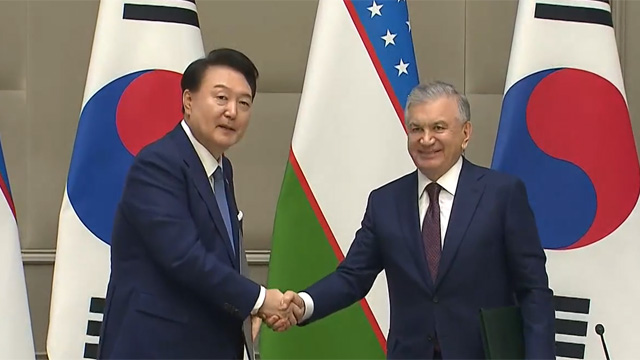 한-우즈베키스탄 정상회담…“특별 전략적 동반자<br> 관계 강화”
