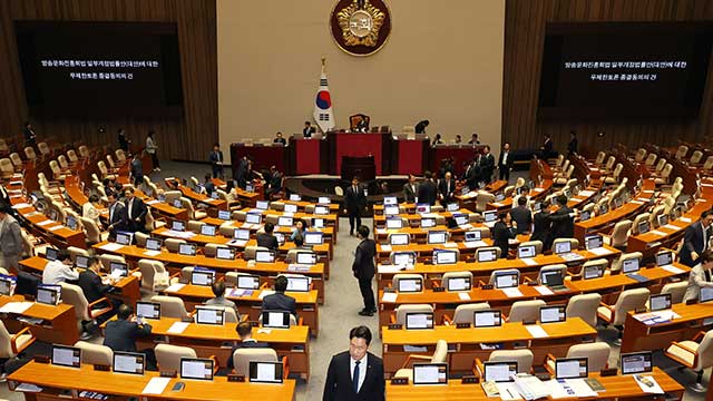 ‘3차 필리버스터’ 종결…방문진법 본회의 통과·EBS법 상정