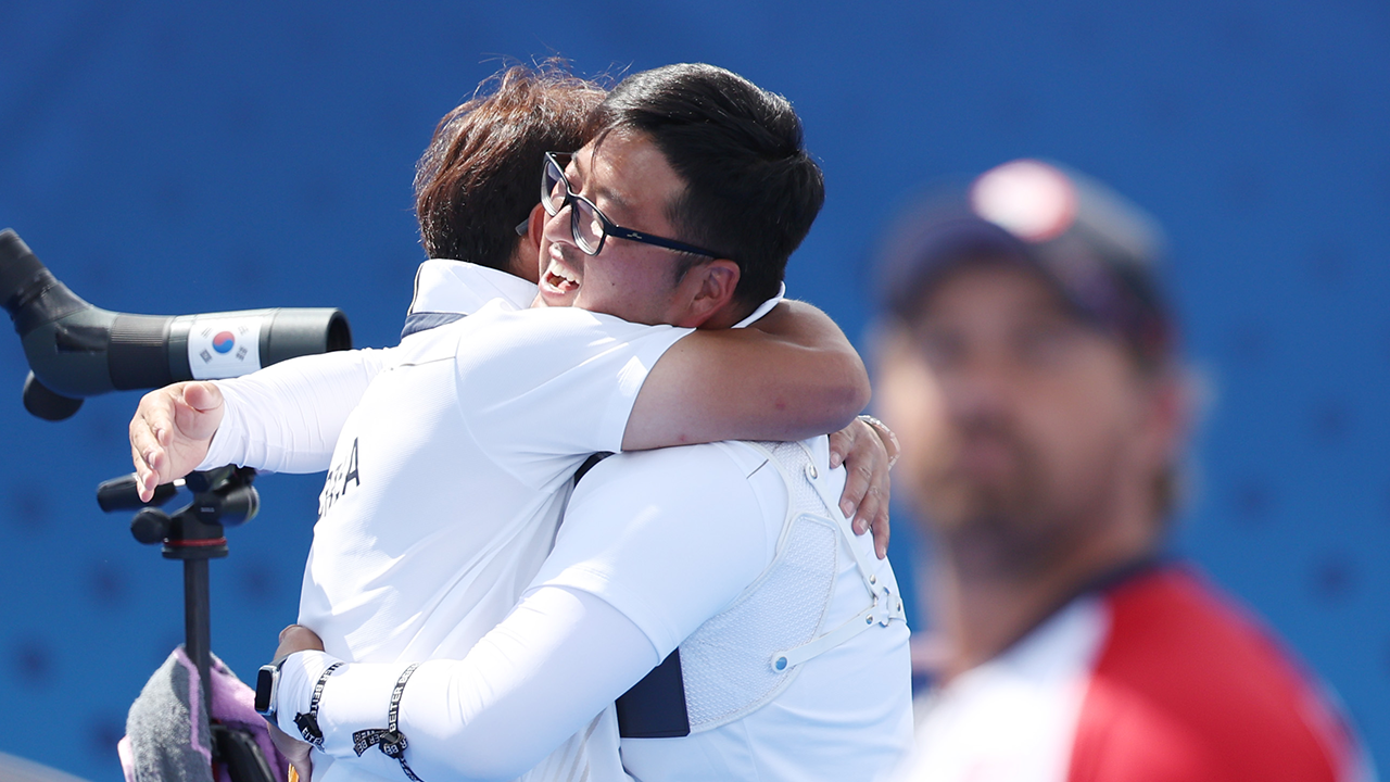 한국 양궁, 사상 첫 5종목 석권<br>…김우진 3관왕