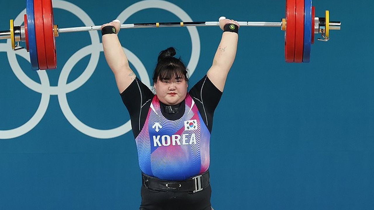 역도 박혜정 은메달, “하늘에 계신 어머니께”