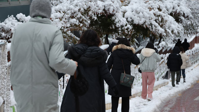 폭설 뒤 기온 ‘뚝’…전국 곳곳에 다시 눈·비