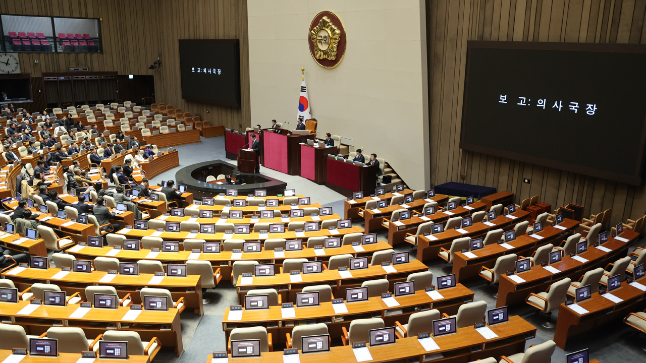 윤 대통령 탄핵소추안 국회 본회의 보고…이르면 <br>내일 표결