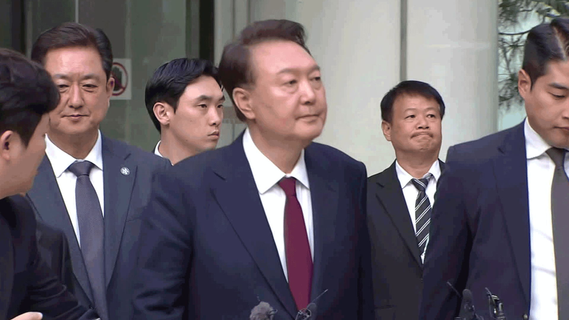 윤 측 “내일 10시 출석…출석 방식은 끝까지 협의할 것”
