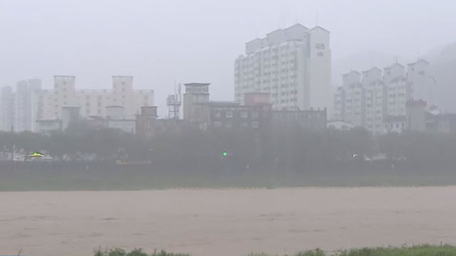 한때 시간당 70mm 쏟아져…이 시각 경남
