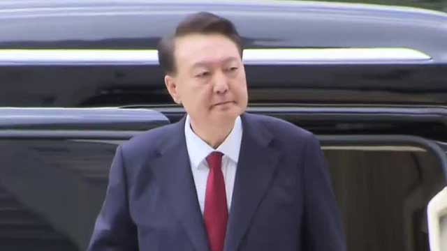 윤석열, 김건희 특검 2차 소환 ‘불출석’…통일교 전 간부 구속기로