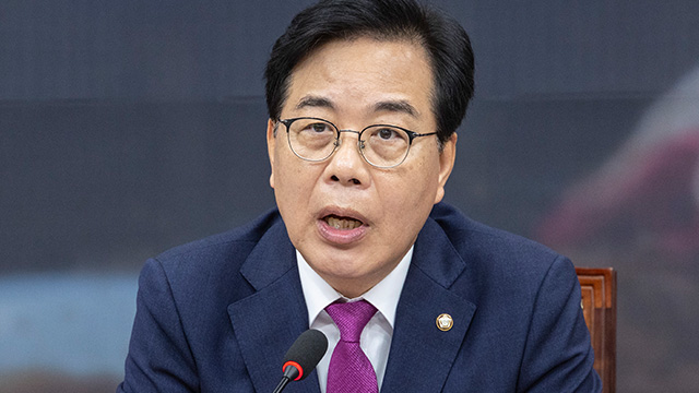[속보] 송언석 “전한길, 모든 전당대회 일정 출입 금지…엄중 경고”