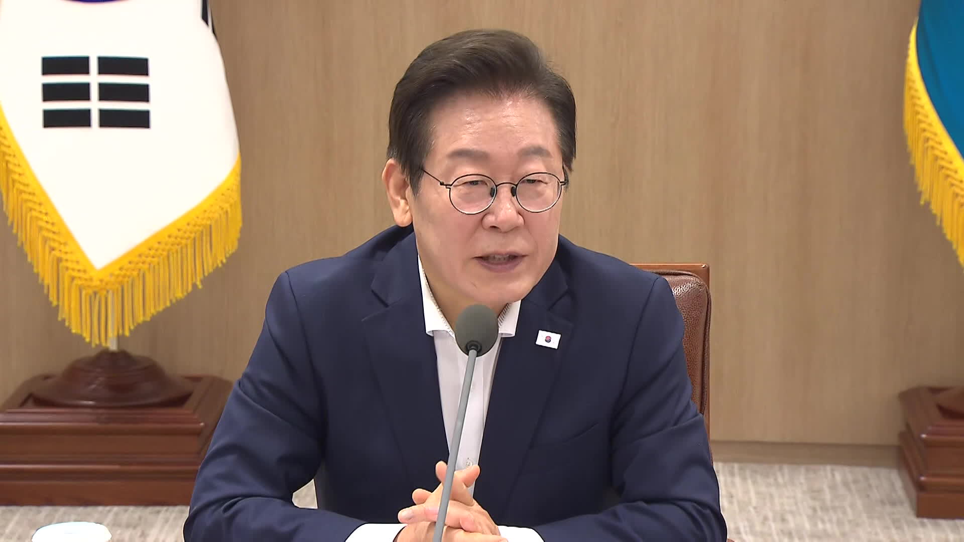 내년 R&D 투자 35.3조 원 ‘역대 최대’…“AI 산업 육성에 사활”