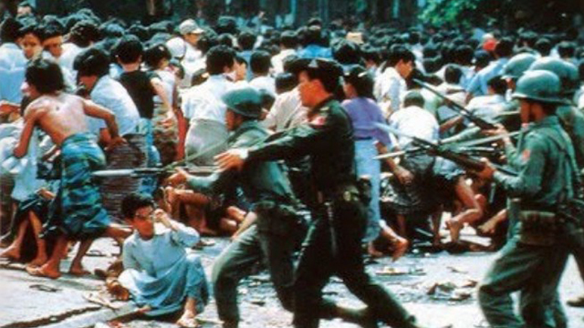 88년 8월 8일의 민주화시위를 미얀마인들은 ‘8888항쟁’이라고 부른다.
