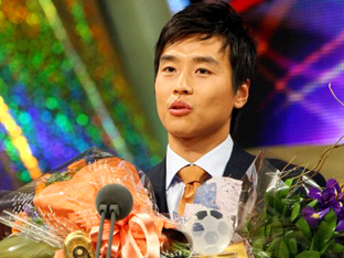 ‘라이온킹 부활’ 이동국, MVP 수상