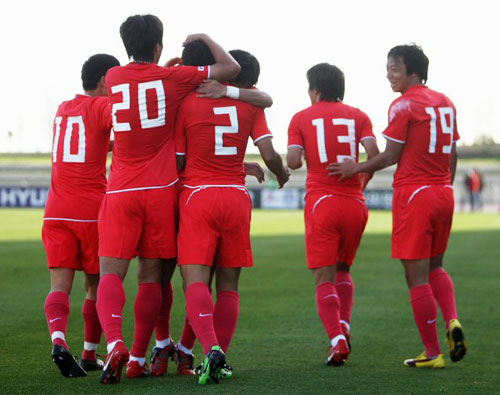 18일 오후 스페인 말라가 에스타디오 시우다드 데 말라가에서 열린 축구대표팀과 핀란드와의 평가전에서 오범석이 선취골을 넣은 후 대표팀 선수들이 함께 기뻐하고 있다.