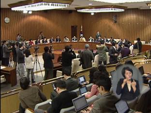 여, 내홍 진화 나서…야, 공세 계속