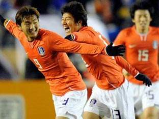 한국 축구 ‘설날 도쿄대첩!’ 日에 분풀이