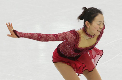 23일 밴쿠버 퍼시픽 콜리시움에서 열린 2010 밴쿠버 동계올림픽 여자 피겨스케이팅 공식훈련에서 일본의 아사다 마오가 연습을 하고 있다.