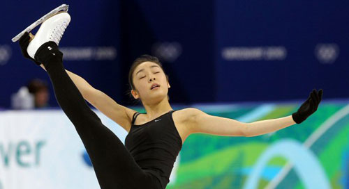 2010 밴쿠버 동계올림픽 여자 피겨 쇼트프로그램 경기를 하루 앞둔 23일 오전(한국시간) 퍼시픽 콜리시움에서 김연아가 연습하고 있다.