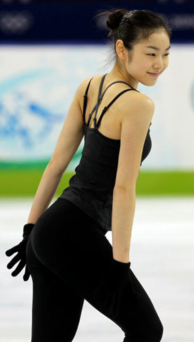 2010 밴쿠버 동계올림픽 여자 피겨 쇼트프로그램 경기를 하루 앞둔 23일 오전(한국시간) 퍼시픽 콜리시움에서 김연아가 연습하고 있다.