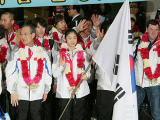 우리들의 밴쿠버 영웅 ‘금의환향’