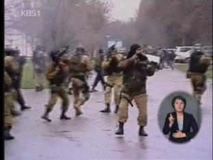 키르기스 반정부 시위 확산…대통령 탈출