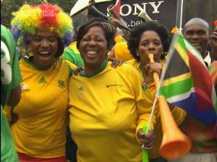남아공, 치안 불안 속 ‘월드컵 열기’