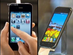 아이폰4 vs 갤럭시S, 스마트폰 경쟁 ‘후끈’