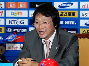 조광래 “콤팩트 사커! 한국 축구 세계화”