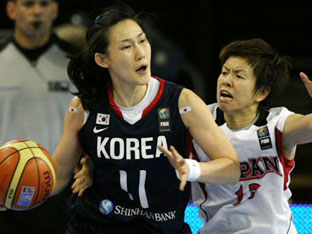 [주요뉴스] 여자 농구, 일본 꺾고 8강 진출 外