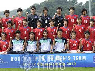 한국, 일본 꺾고 U-19 아시아축구 4강 진출