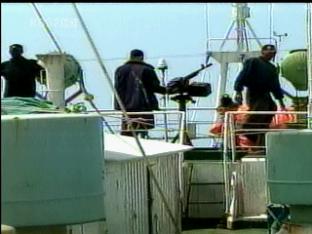 한국인 2명 탄 어선, 소말리아 해적에 피랍