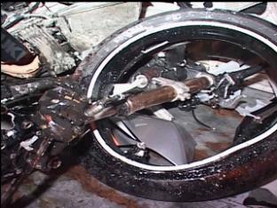 오토바이·승용차 충돌 1명 사망