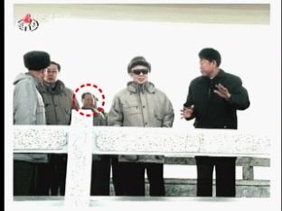 “김정일 부자, 도발 前 해안포 부대 방문한 듯”