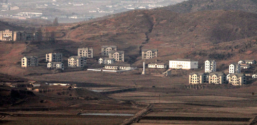 조용한 북한 마을
