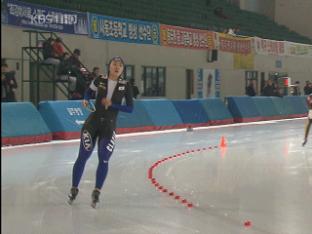 이규혁·이상화, 남녀 빙속 500m 우승 外