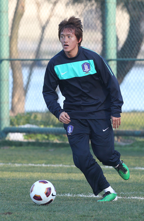 터키 국가대표팀과의 평가전을 앞두고 터키에 입성한 축구 국가대표팀 홍철이 7일 새벽(한국시간) 터키 이스탄불  벨레디예시 경기장에서 훈련하고 있다.