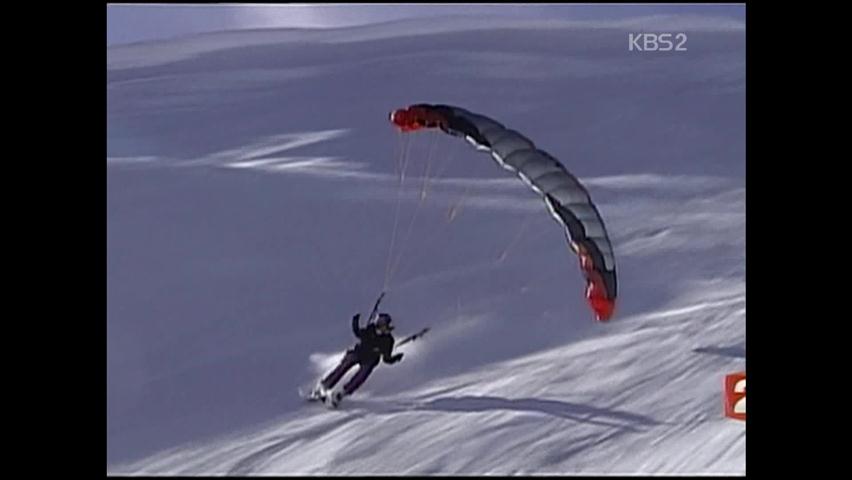 [월드뉴스] 하늘을 나는 스키 ‘스피드 라이딩’ 인기
