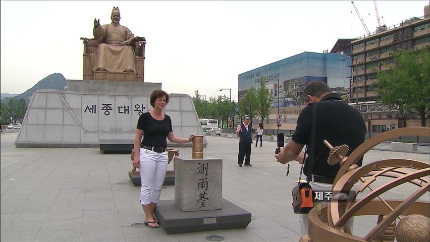‘세종대왕·이순신 장군 동상’ 기념품 만든다