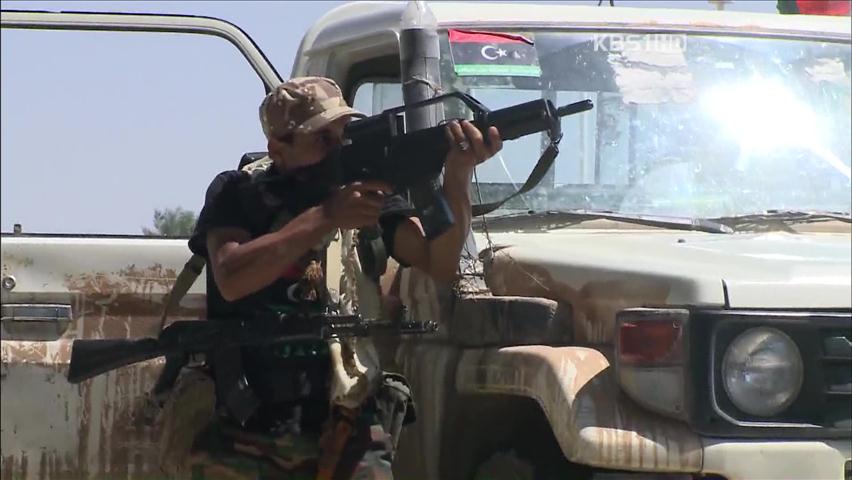 수도 트리폴리 매일 총격전…일촉즉발 순간