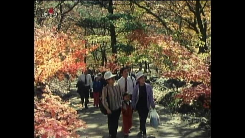 [요즘 북한은] 구월산 단풍 外