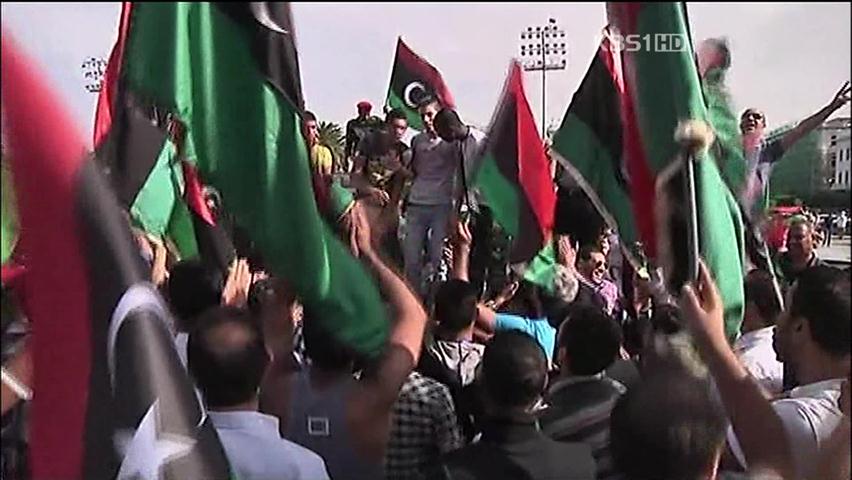 리비아, 축제 도가니…민주화 바람 거세지나?