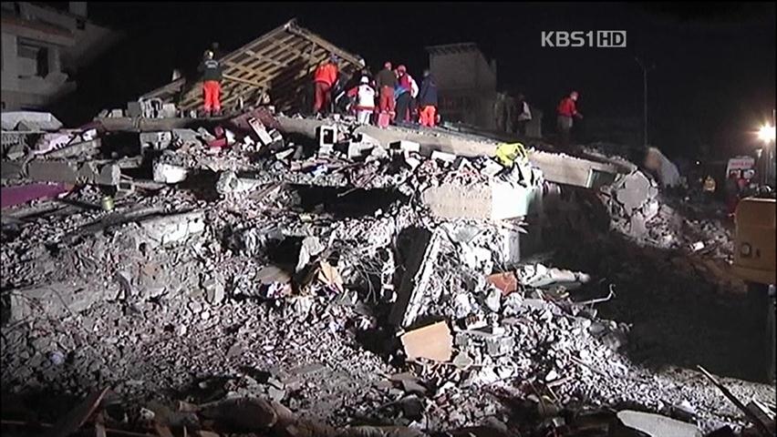 터키 사망 360명 넘어…필사의 구조작업
