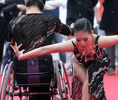 휠체어와 ‘셸 위 댄스’