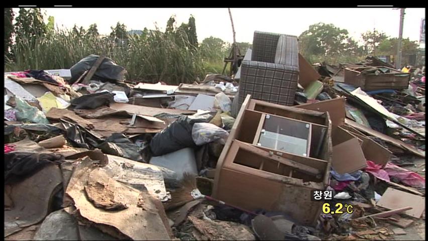 태국 홍수 여파, 이번엔 쓰레기 몸살