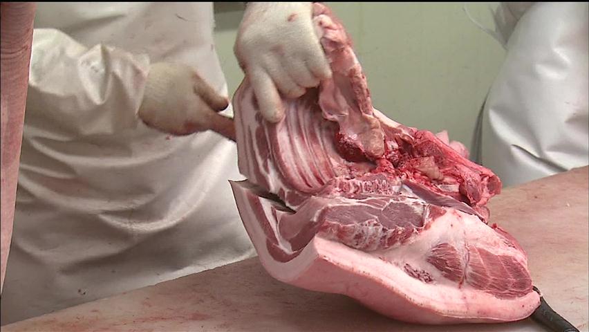 [취재현장] 삼겹살 아닌 처치 곤란 부위 가공