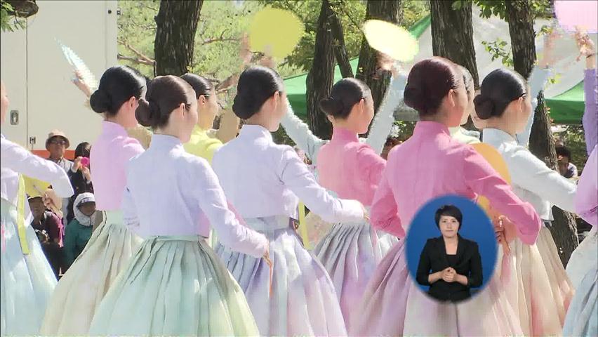 남원 춘향이 선발대회…축제 분위기 절정