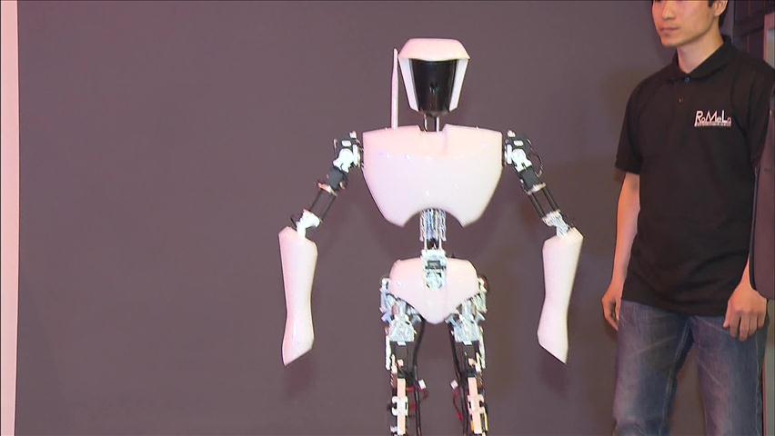 여수 세계엑스포, 최첨단 로봇들의 경연