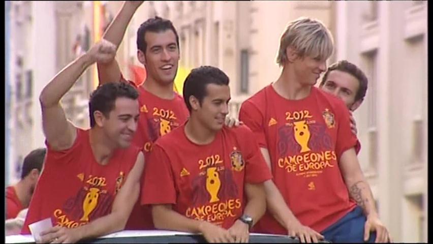 [오늘의 영상] 유로2012 우승 스페인 ‘금의환향’