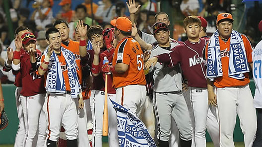 한여름 ‘별들의 축제’ 김태균 홈런왕