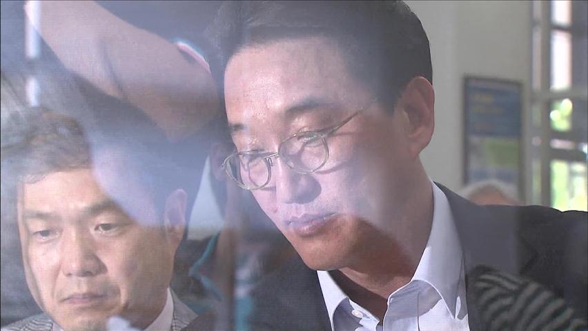 ‘공천 비리 의혹’ 현기환 전 의원 자진 출석