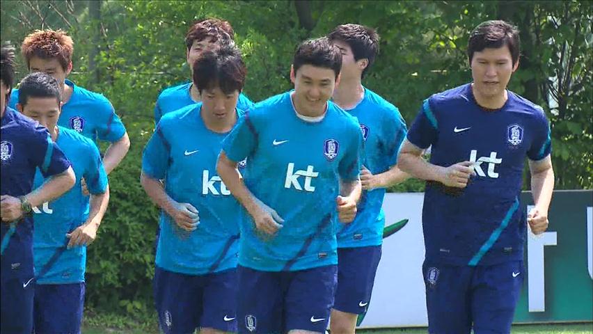 축구 대표팀, 우즈베크 입성…적응 훈련