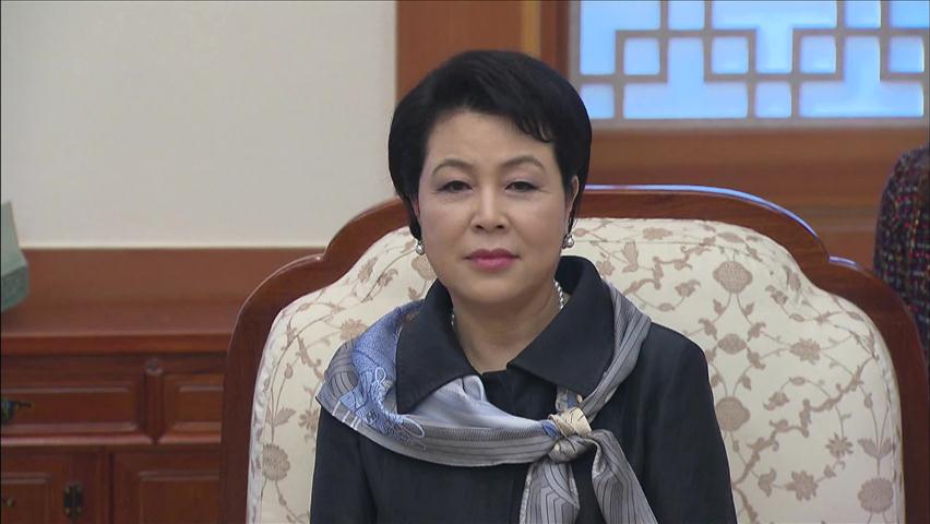 경호처 거부로 청와대 강제 압수수색 무산